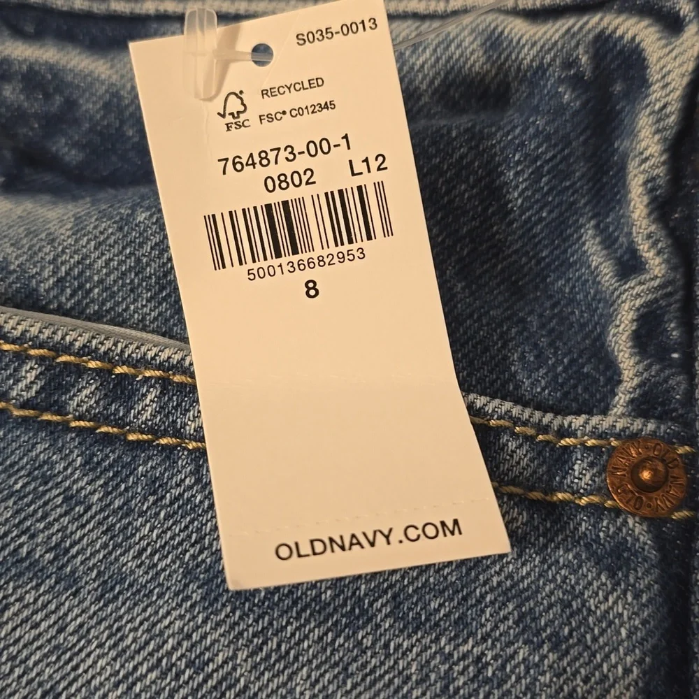 Old Navy Wide Leg Jeans - Picture 6 of 17